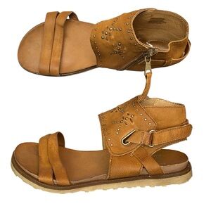 M11 Miz Mooz Forge Gladiator Sandals 38